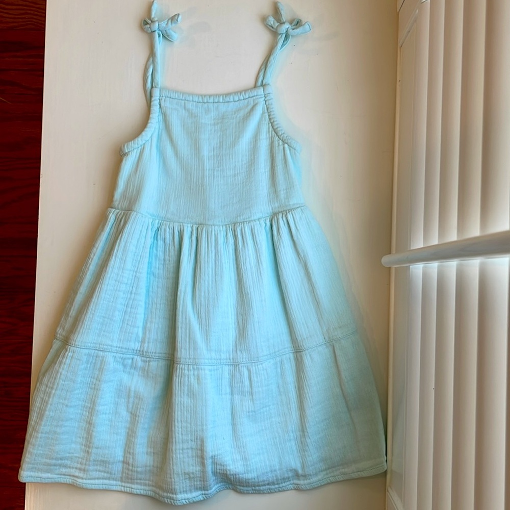 Vineyard Vines Girls dress